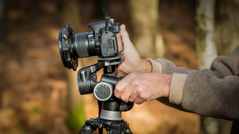 Choosing The Right Geared Head For Your Macro Photography